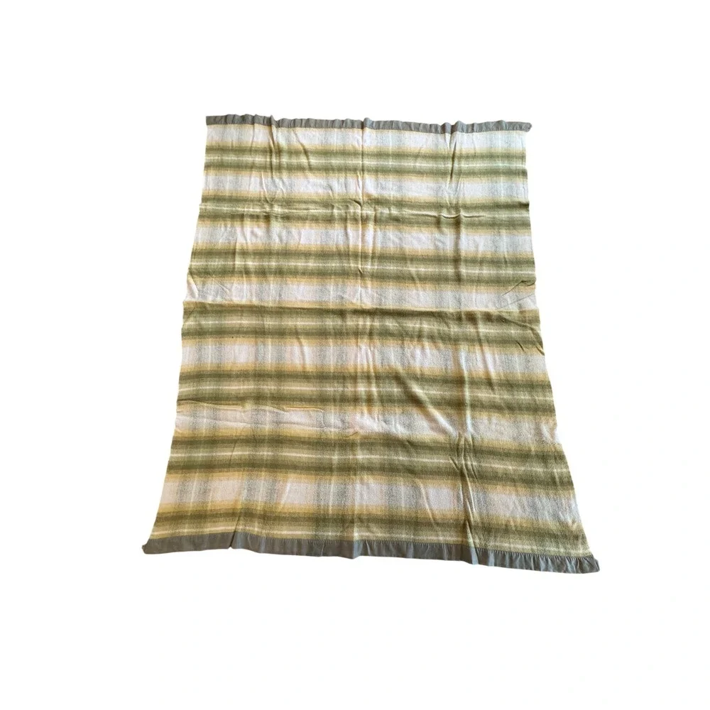 N/A vintage wool